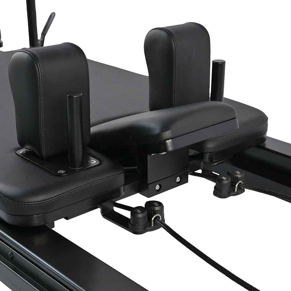 Essence Pilates Reformer – Aluminium All Black Full Track - Afbeelding 1